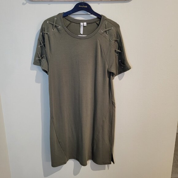 Cable and Gauge Pale Olive Dress- Medium - Picture 6 of 10